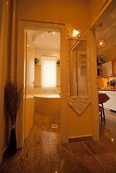 Bathory Apartment *