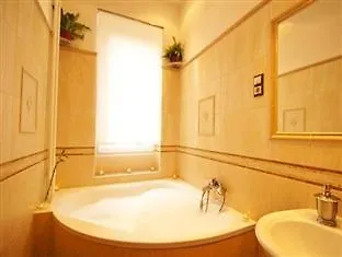 Bathory Apartment *